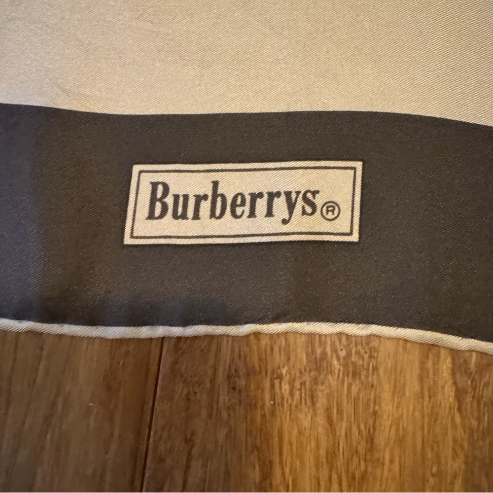 Burberrys Vintage Silk Scarf Aviation Print 1980s Planes Trench Coat Design - Picture 3 of 8